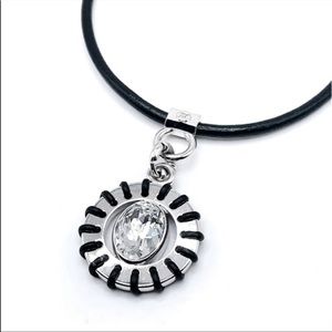 Myka Choker Necklace with Pendant